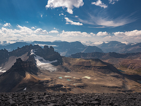 Gorgeous views towards Crowfoot Mountain over Dolomite Peak and Tarns.
