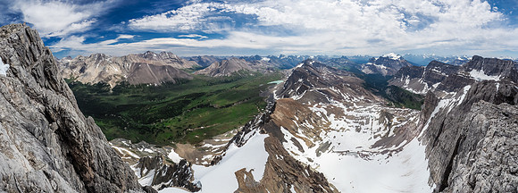 The impressive view down the east face of Watermelon Peak down the line of peaks including Quartzite, Ramp and Mosquito peaks