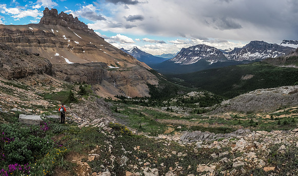 Descending the Helen Creek route which goes down to the right.