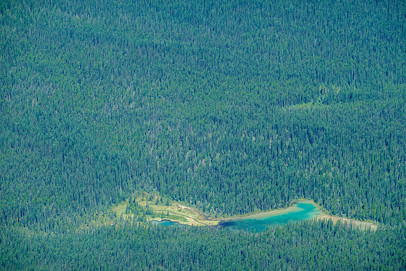 A small tarn near Skeleton Lake.