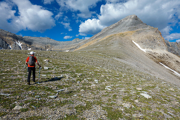 Approaching the east slope of Greater Prow.