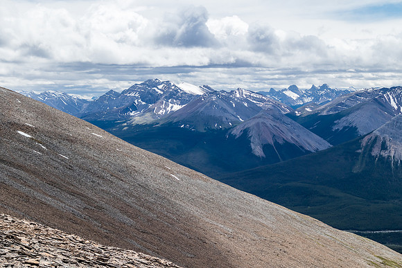 Melanin Peak (C-L).