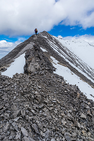 Ascending the west ridge of Wapiti Mountain to the summit.