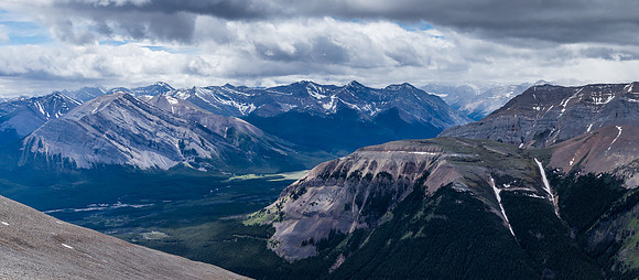 Looking to Mount White, Prow and Tyrrell (R).