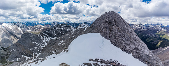 The crux looks much tamer than it is in this shot looking back. You can't see the exposure here.