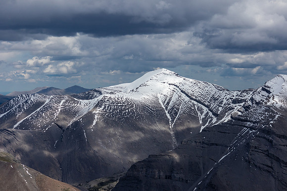 Unnamed 3000m+ peak just beside Tomahawk Mountain.