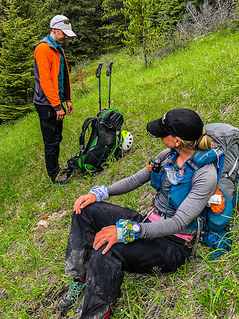A well deserved break along the Tomahawk Pass trail.