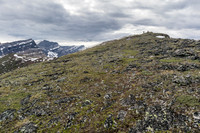 Hiking up the easy and scenic south slope of Chirp Peak.