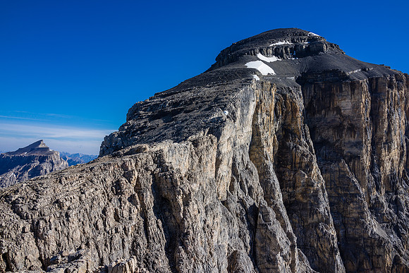 At the first notch, looking up at the summit of Cline. Couldn't have better conditions.