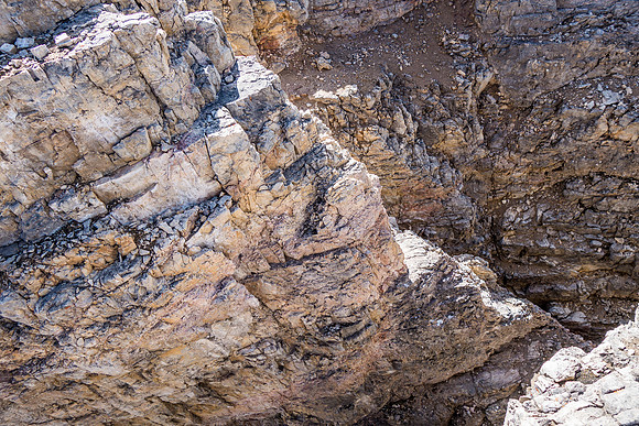 Looking into the first notch.