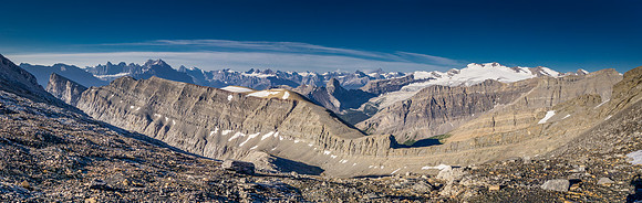 Amazing views from the col include Murchison, Chephren, White Pyramid, Sarbach, Forbes and Wilson.