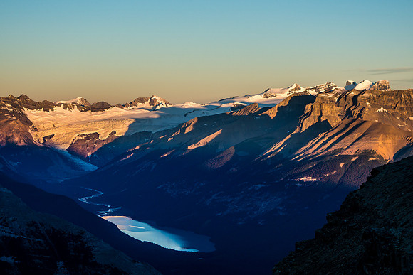 Sunrise on the Lyells over Glacier Lake.