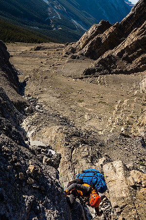 Raf works his way up the narrowing gully.