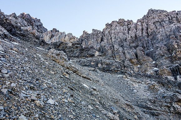 We traversed this terrain - you can make out the twin 'horns' high above our eventual ascent gully at center here.