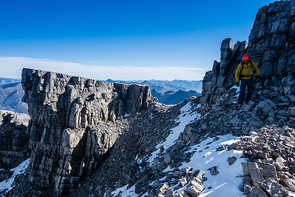When the ridge crest became 5th class, we detoured to the south side and traversed before going back up again.