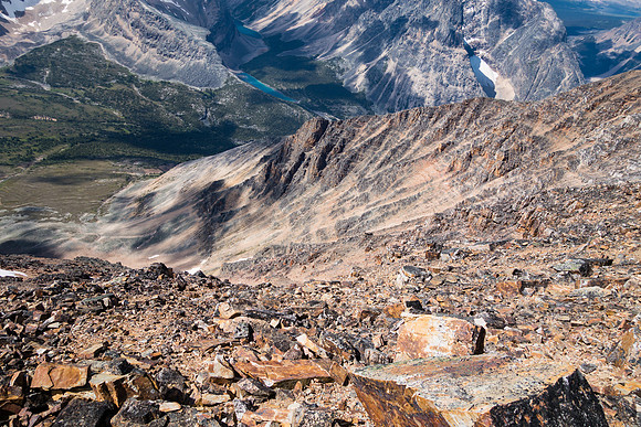Somehow you have to find your way down this bowl. There's trails and cairns to make this task quite easy - thank goodness!