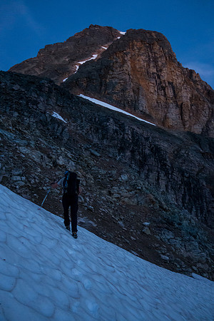 Approaching the col in the dark.