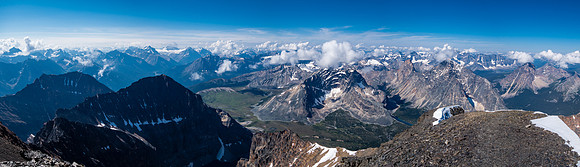 A great pano looking west over Verdant Pass and peaks like Chevron, Black and Throne.