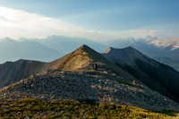 Hiking along the ridge to the lower Fortulent peaks.