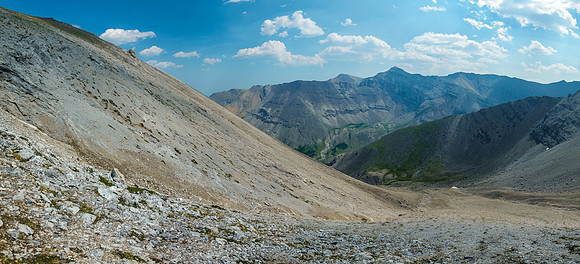 Descending an alternate route down towards North Burnt Timber Creek.