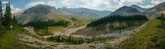 Hiking back along North Burnt Timber Creek.