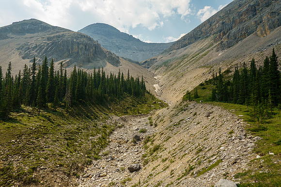 Descending an alternate route down towards North Burnt Timber Creek.