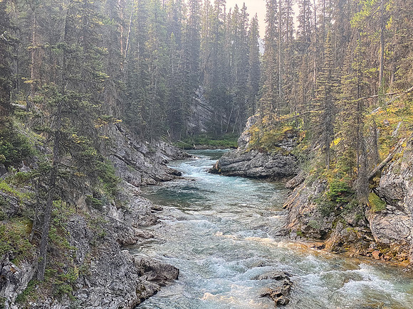 The wild Spray River.