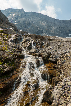 Hiking up the Cone Mountain access drainage.