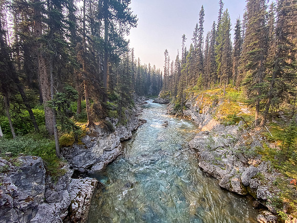 The wild Spray River.