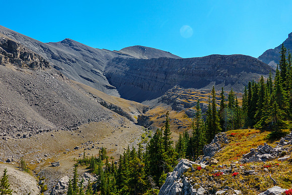 Views back to a gorgeous alpine scene beneath "Grimes" and "Chupacabra".
