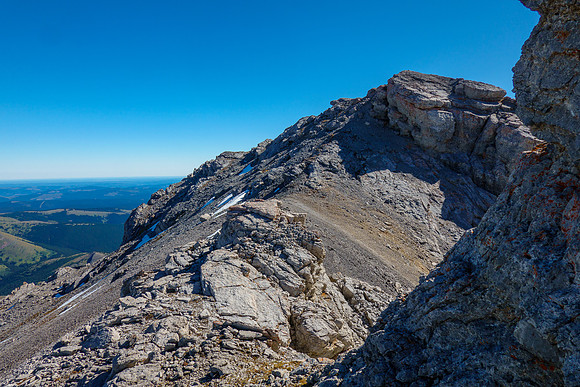 On the west ridge to the summit.