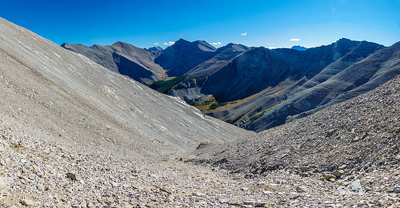 Descending the loose SW bowl.