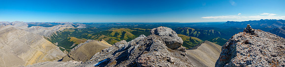 Views from the Ya Ha Tinda (L) to Ghost Wilderness (R).