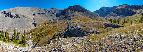 Views back to a gorgeous alpine scene beneath "Grimes" and "Chupacabra".