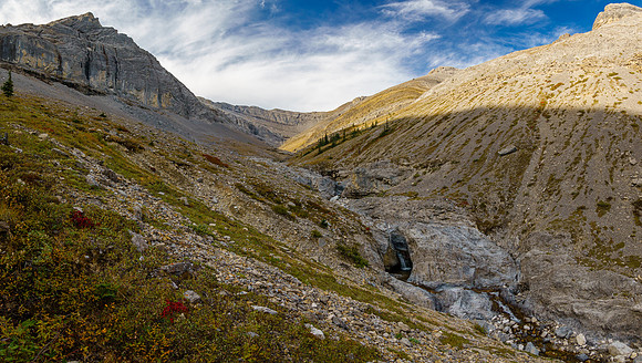 Working my way into the NW bowl of Zombie. Waterfalls in the valley bottom.