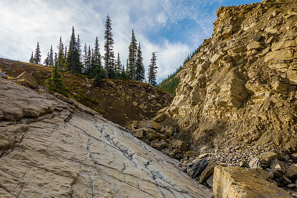 An interesting rocky slab in the creek.