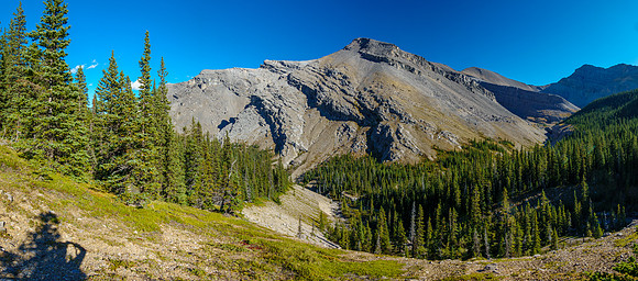 Still traversing above Sheep Creek with my exit route at left.