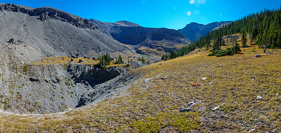 Views back to a gorgeous alpine scene beneath "Grimes" and "Chupacabra".