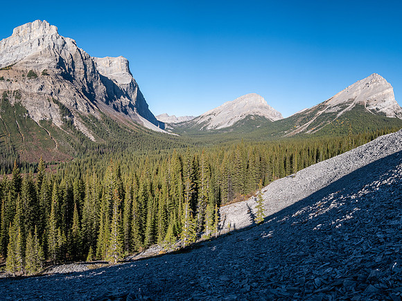 Cascade Rock, Cave and Bashan (R).