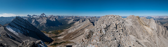 Views west (L) and north (R) along the south ridge of Mount Allenby.