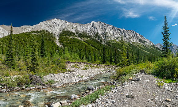 Hiking back along the North Fork Pass Trail.
