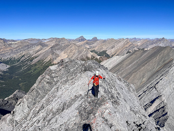 Traversing the summit ridge on Cuthead Peak.