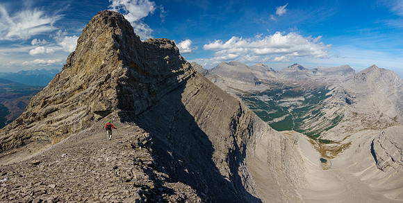 Ready to reverse our scree ledge traverse.