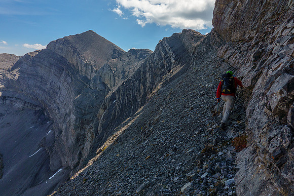 Towards the end of the traverse the angle steepens. We exited the ramp above Cornelius' head here.