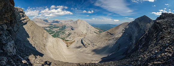 From the west ridge of Scrimger (R) a view back along the scree traverse (L). Etherington at center.