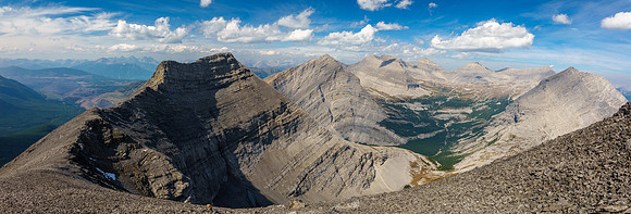 Descending the west ridge towards the NW peak and our scree traverse bench.