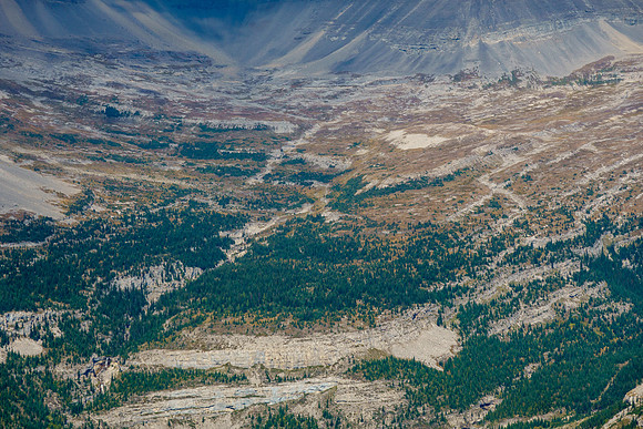 Gorgeous landscapes in the upper Henretta Creek basin.