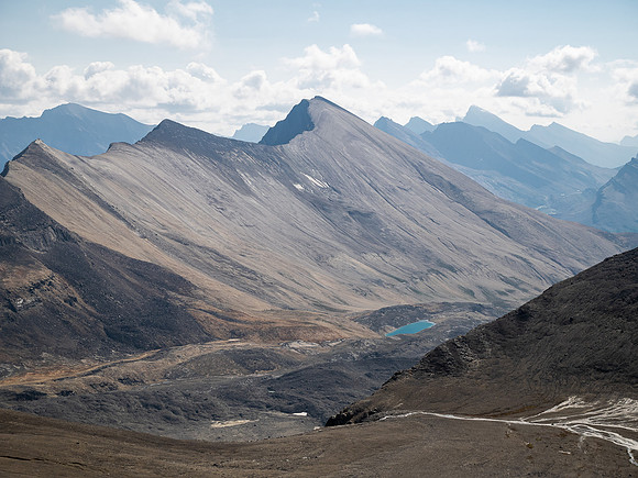 Descending towards Wilcox Lake and Pass from Skye Peak.