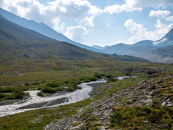 Crossing Beauty Creek.