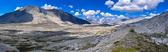 Hiking the north route from Wilcox Lake / Pass to Tangle Falls.
